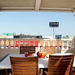 Charming Upper With Terrace And Communal Pool In Apartman