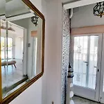 Charming Upper With Terrace And Communal Pool In Torrevieja