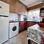 Charming Upper With Terrace And Communal Pool In Apartman *
